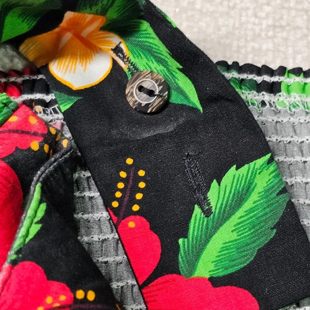 Vintage Royal Creations Hawaiian Dress‎ Black Red Hibiscus Floral Midi Smocked M